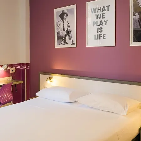 Nologo Hotel Genova