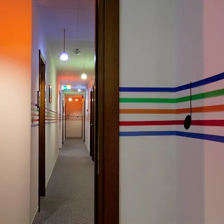 Hotel Nologo 2*